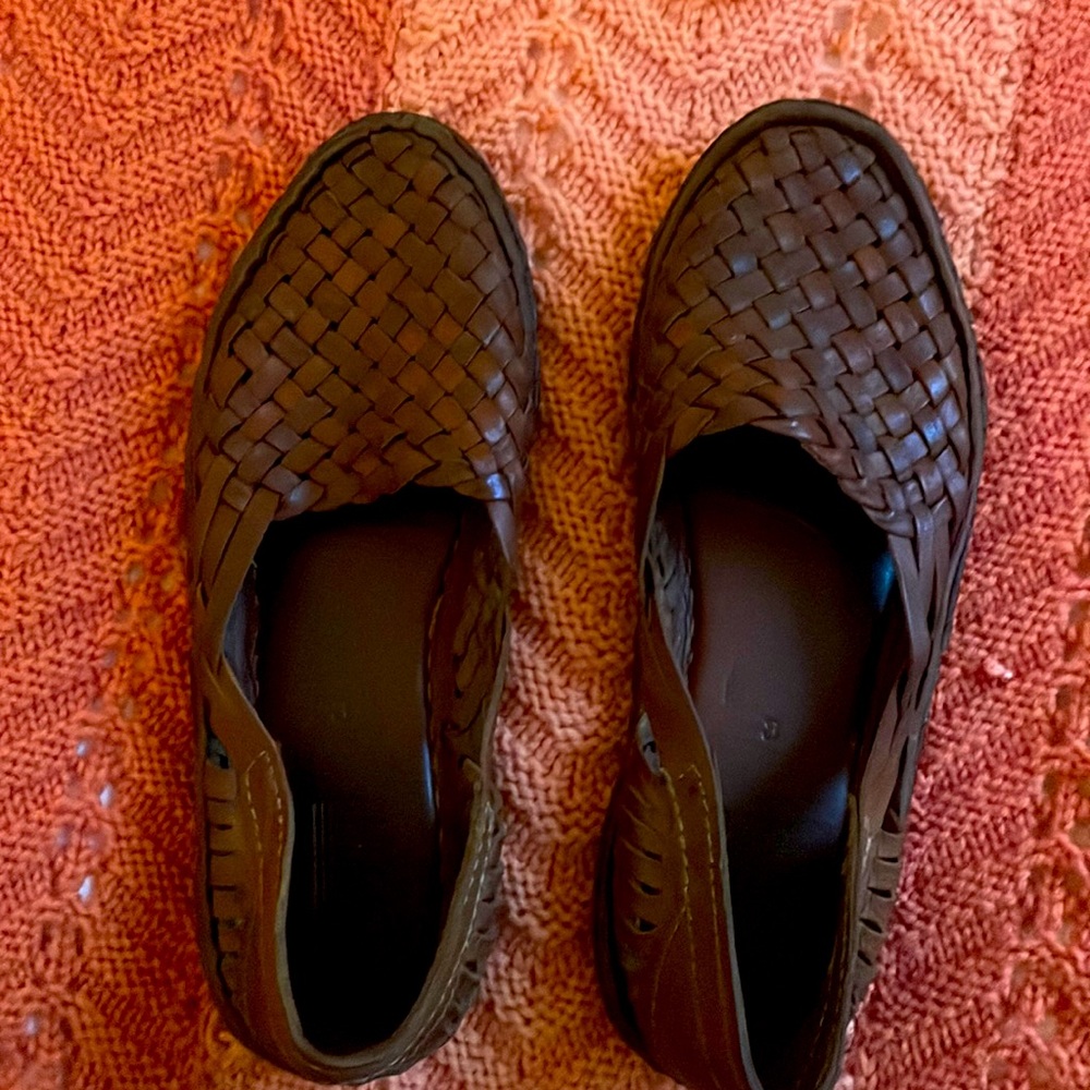 Brown mohinders, barely used